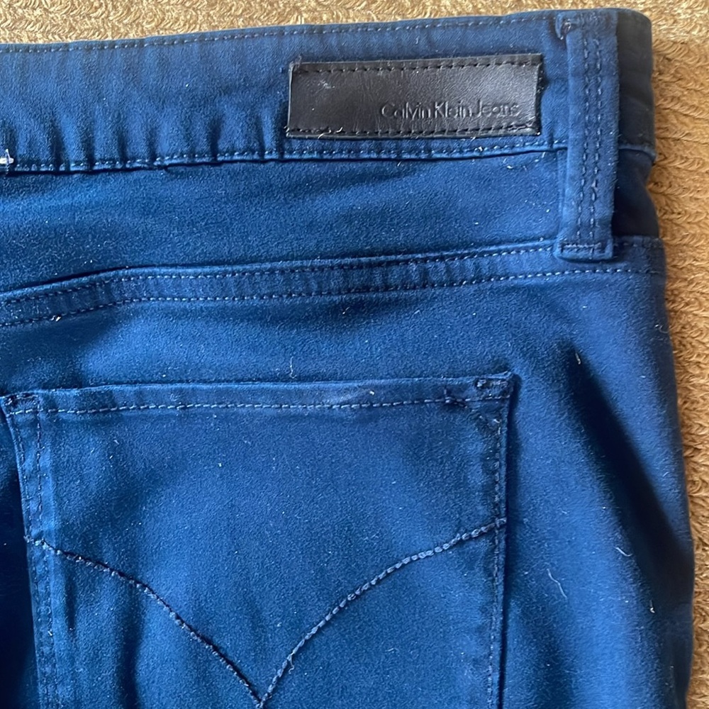 Calvin Klein Jeans - Picture 9 of 9